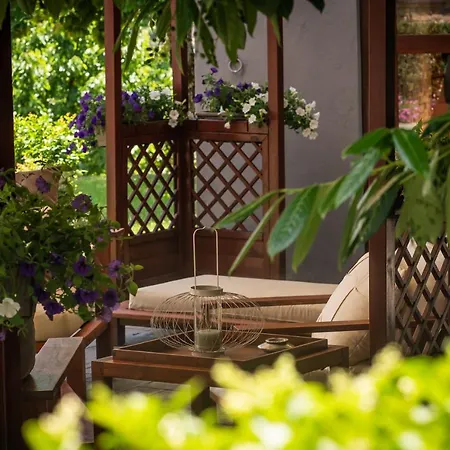 فندق مبيت وإفطار La Madernassa - Casalora Dimora Storica Di Charme 4*