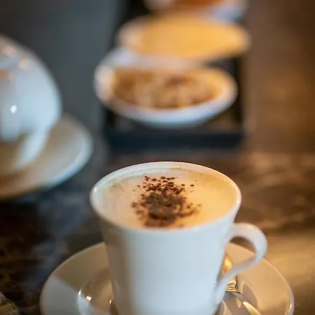 Bed & Breakfast La Madernassa Resort - Casalora Dimora Storica Di Charme