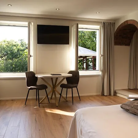 La Madernassa - Casalora Dimora Storica Di Charme Bed and breakfast 4*