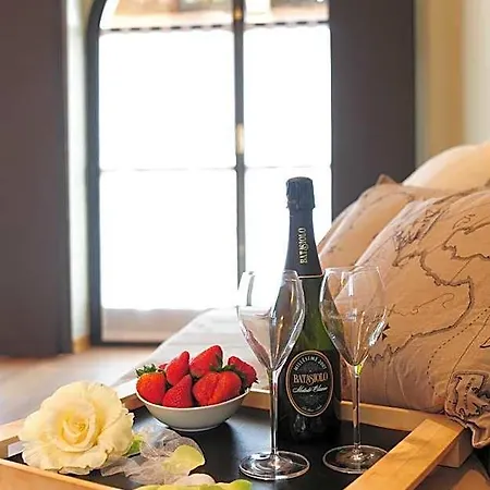 La Madernassa - Casalora Dimora Storica Di Charme 4* Guarene