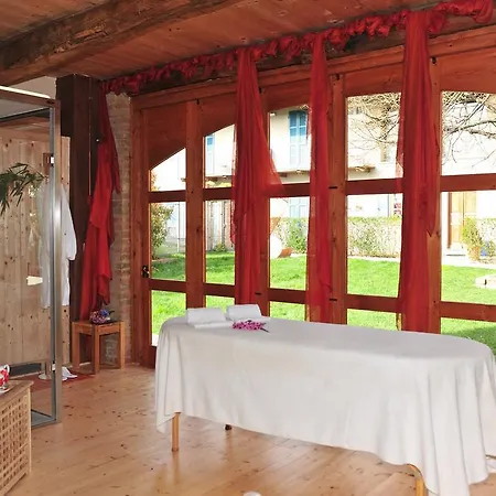 La Madernassa Resort - Casalora Dimora Storica Di Charme Bed & Breakfast *