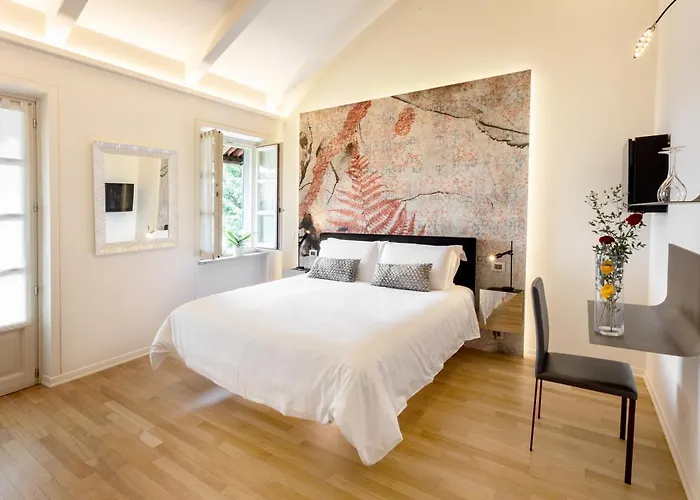 La Madernassa Resort - Casalora Dimora Storica Di Charme Bed & Breakfast Guarene