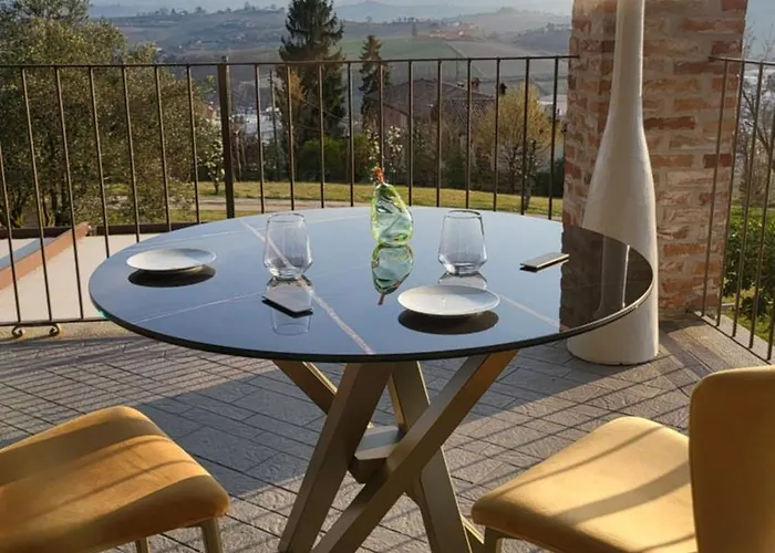 Bed & Breakfast La Madernassa Resort - Casalora Dimora Storica Di Charme Guarene
